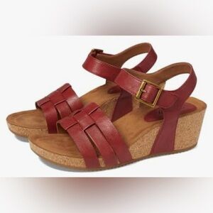 Eurosoft by Sofft Ericka womens Wedge Sandal Red Sz 9.5